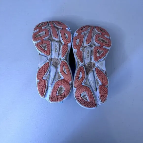 Hoka Bondi 8 Women's Size 7.5 - worn once - Picture 6 of 7